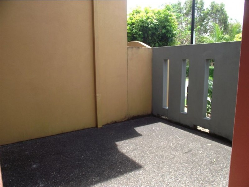 45/20 Fairway Drive, Clear Island Waters QLD 4226