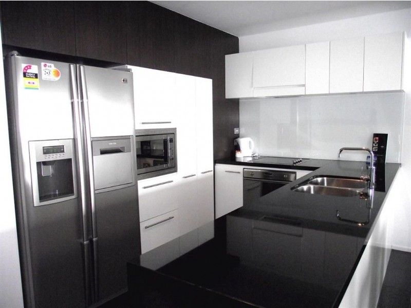 1103/89 Surf Parade, Broadbeach Waters QLD 4218