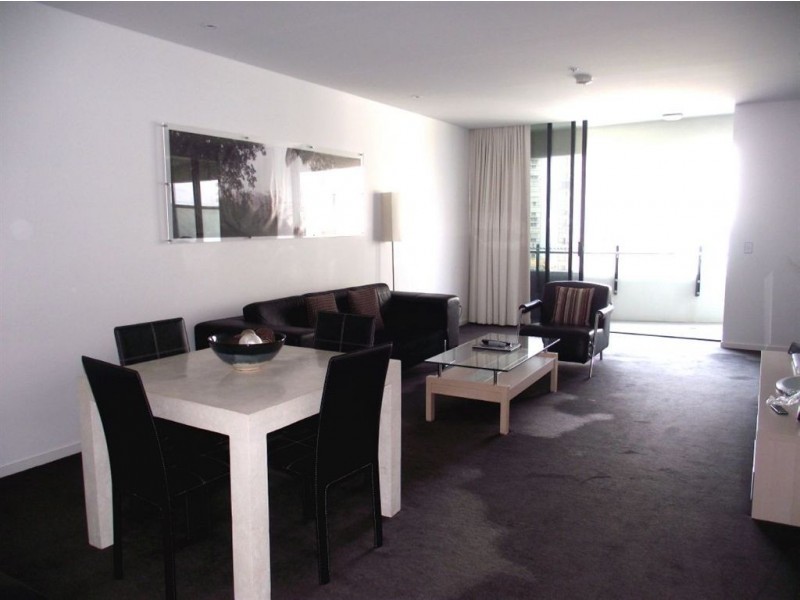 1103/89 Surf Parade, Broadbeach Waters QLD 4218