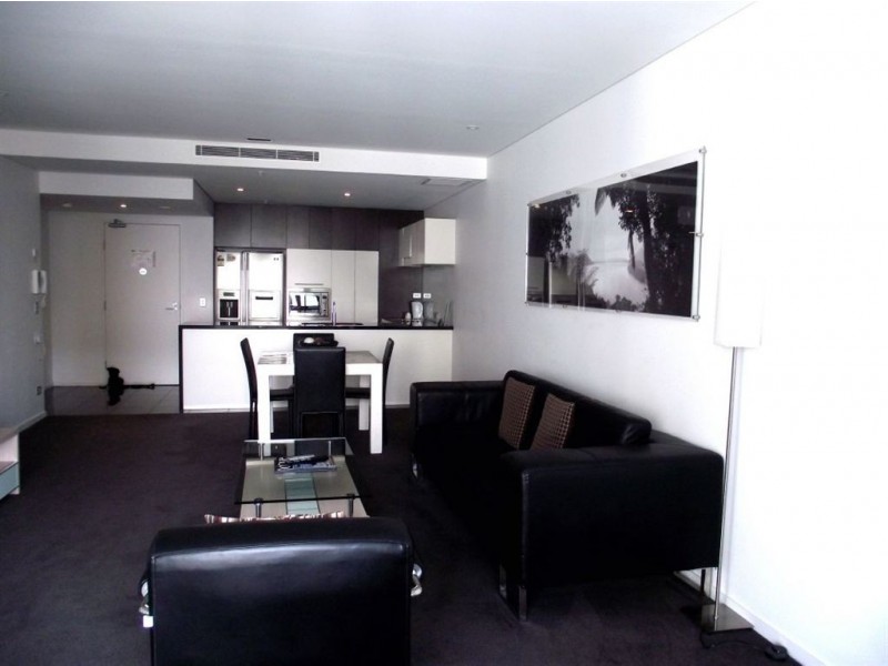 1103/89 Surf Parade, Broadbeach Waters QLD 4218