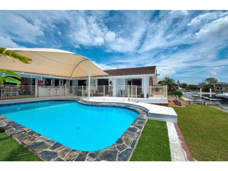 14 Eady Avenue, Broadbeach Waters QLD 4218