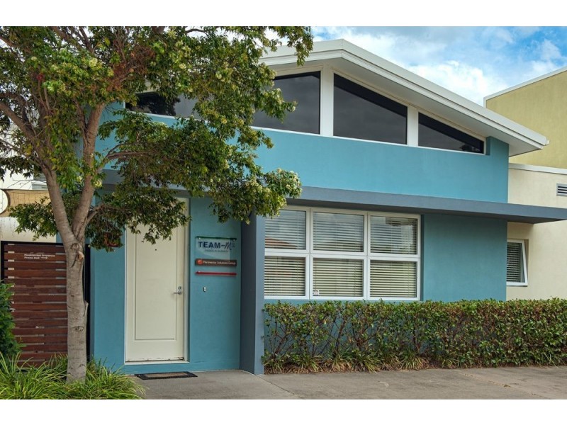 16 Lader Terrace, Varsity Lakes QLD 4227