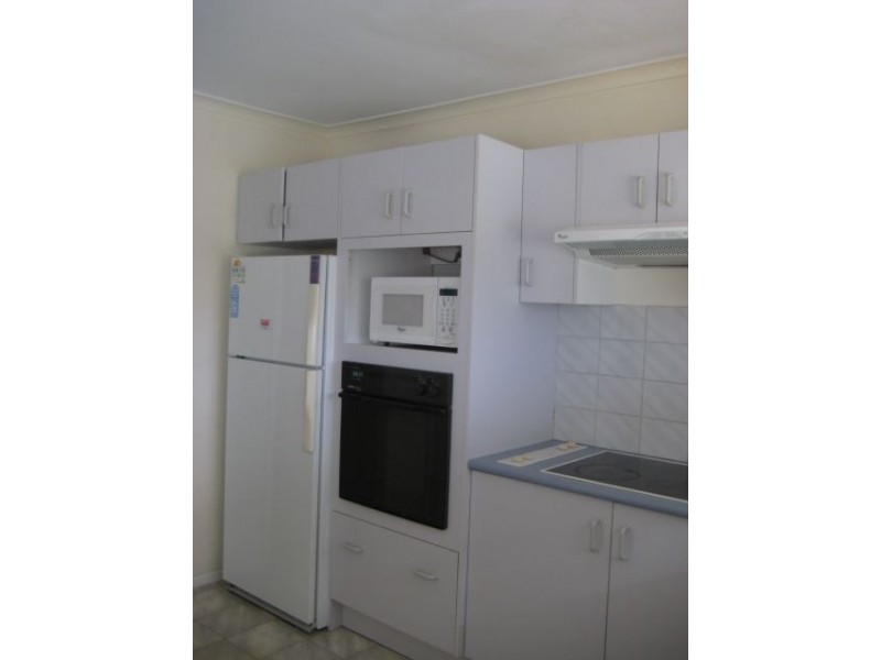 17 Flamingo Key, Broadbeach Waters QLD 4218