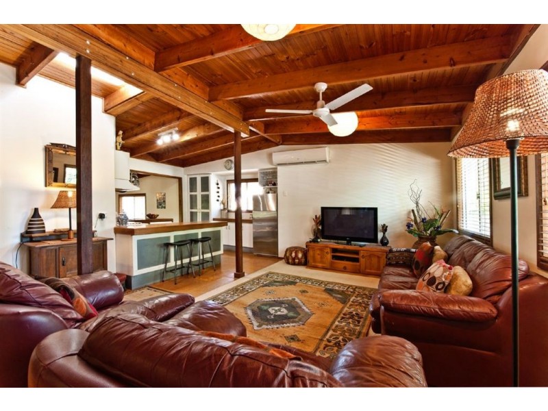 4 Curragh Court, Worongary QLD 4213