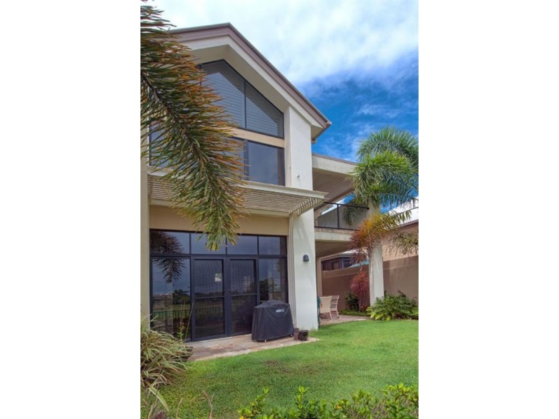 2126 The Vistas Drive, Carrara QLD 4211