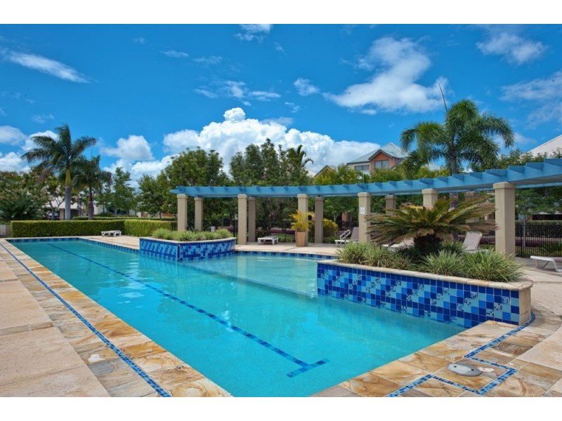 2126 The Vistas Drive, Carrara QLD 4211