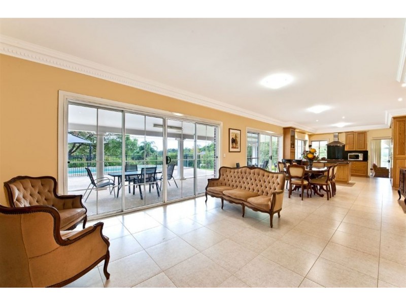 3 Manuka Road, Mudgeeraba QLD 4213