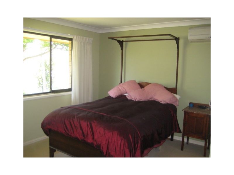 164 Sunshine Blvd, Mermaid Waters QLD 4218