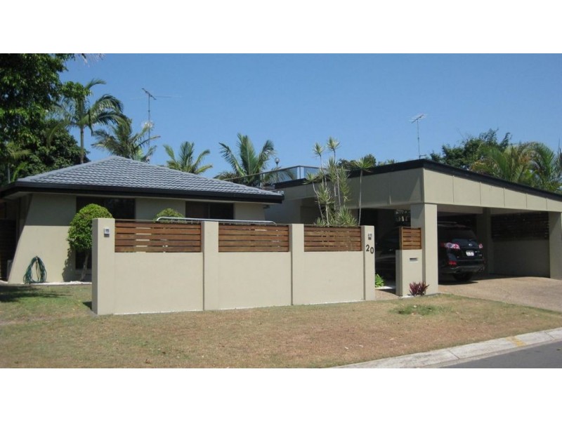 20 Wayfarer Avenue, Mermaid Waters QLD 4218