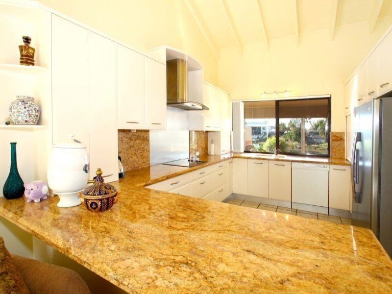 137 Witt Avenue, Carrara QLD 4211