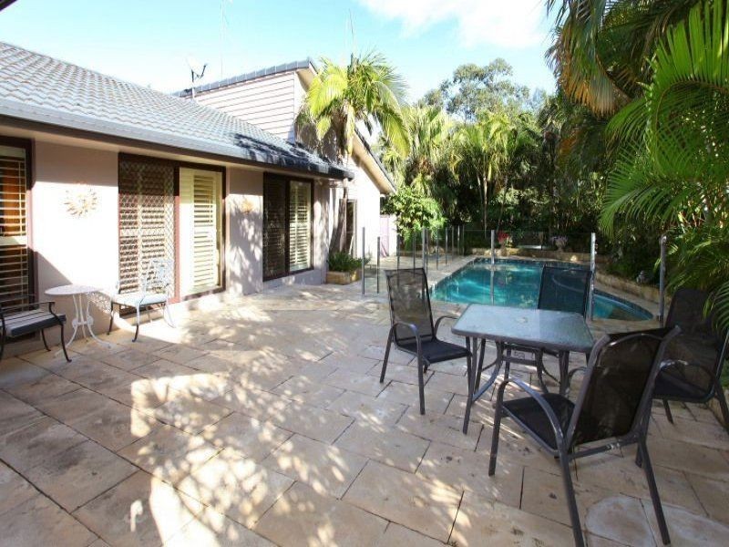 137 Witt Avenue, Carrara QLD 4211