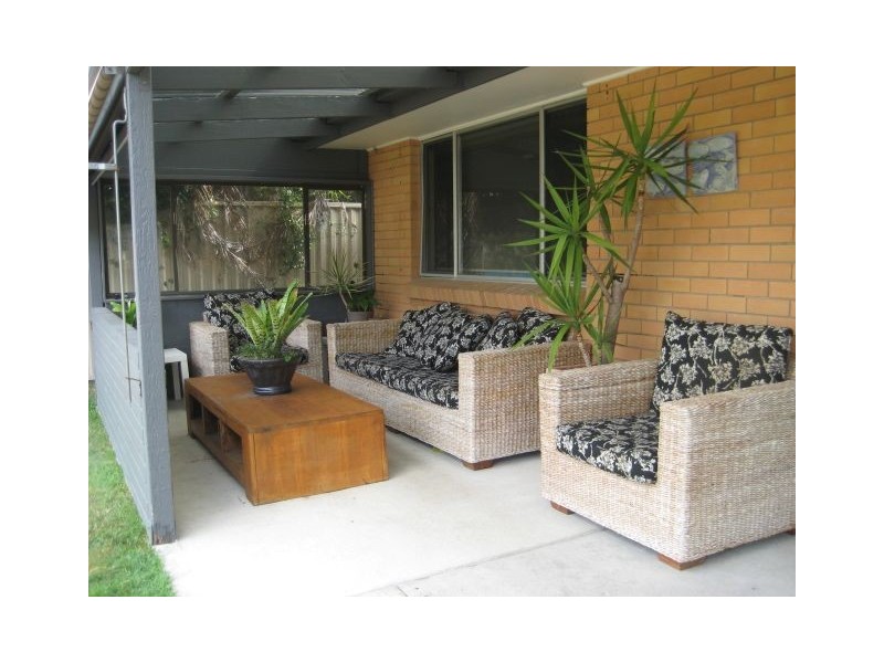 10 Lotus Key, Broadbeach Waters QLD 4218