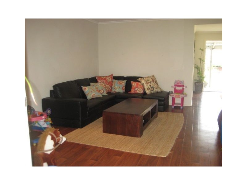 10 Lotus Key, Broadbeach Waters QLD 4218