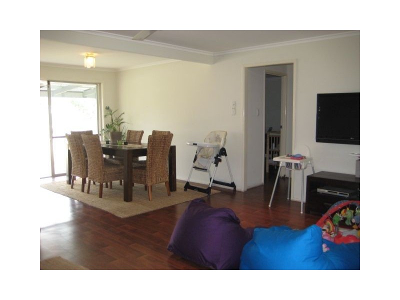 10 Lotus Key, Broadbeach Waters QLD 4218