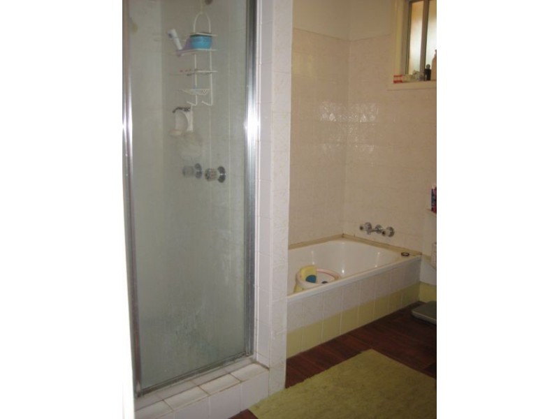 10 Lotus Key, Broadbeach Waters QLD 4218