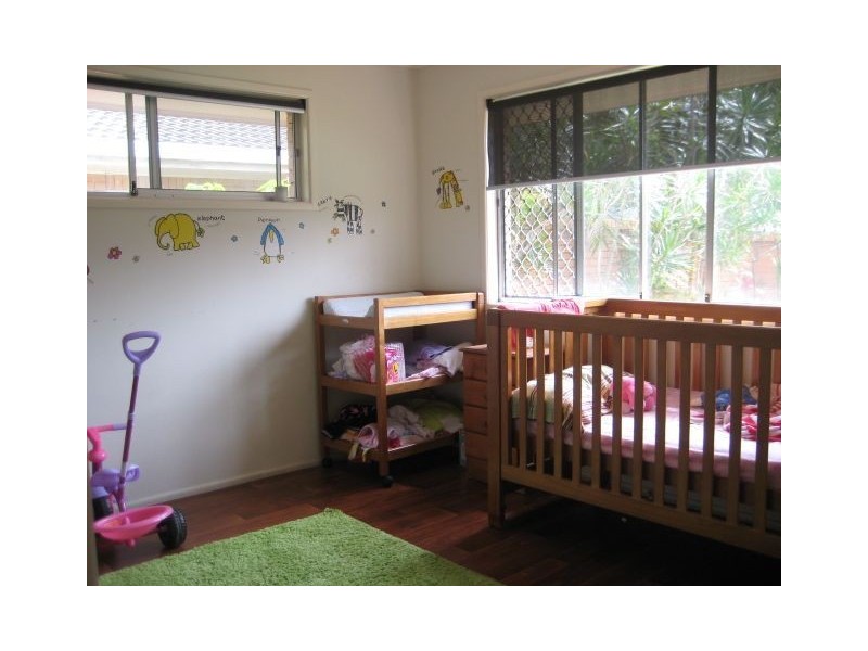 10 Lotus Key, Broadbeach Waters QLD 4218