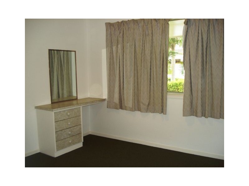 4/2423 Gold Coast Hwy, Mermaid Beach QLD 4218