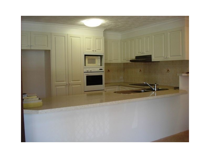 6/12-14 Britannia Avenue, Broadbeach QLD 4218