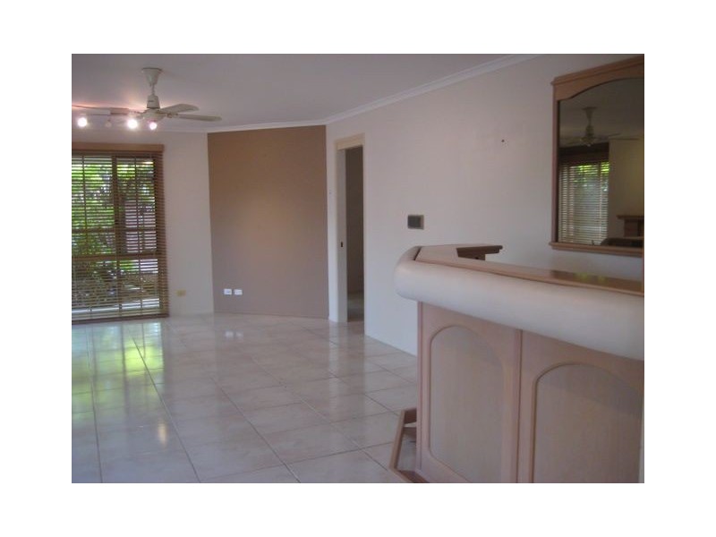 14 Bernadino Court, Mermaid Waters QLD 4218