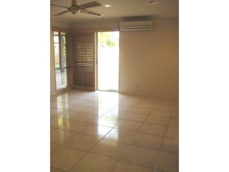 14 Bernadino Court, Mermaid Waters QLD 4218