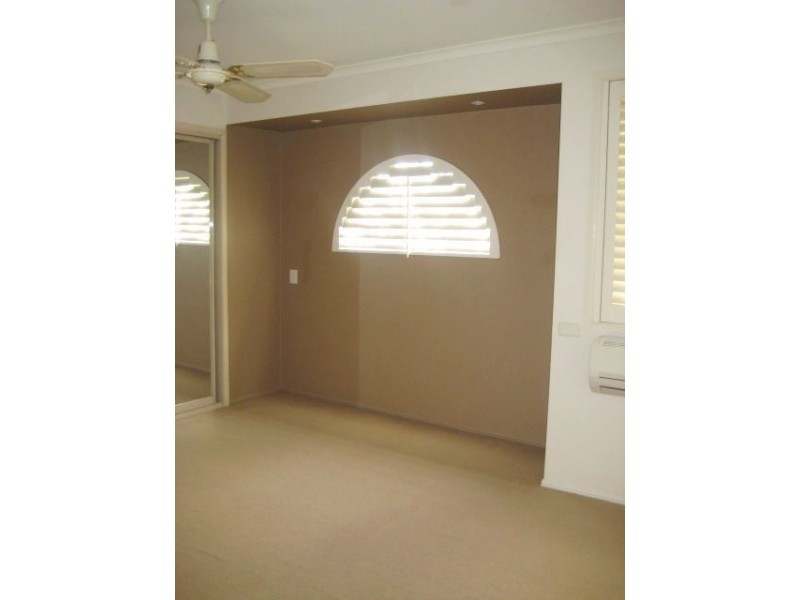 14 Bernadino Court, Mermaid Waters QLD 4218