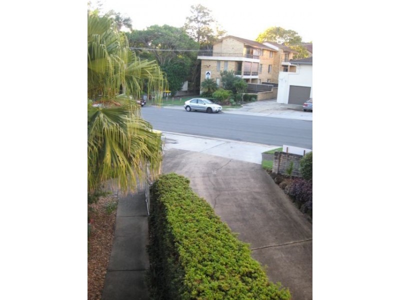 3/12 Rosewood Ave, Broadbeach QLD 4218