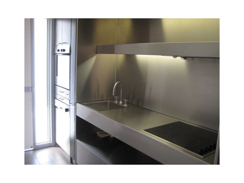 4/4 Holborow Crt, Surfers Paradise QLD 4217