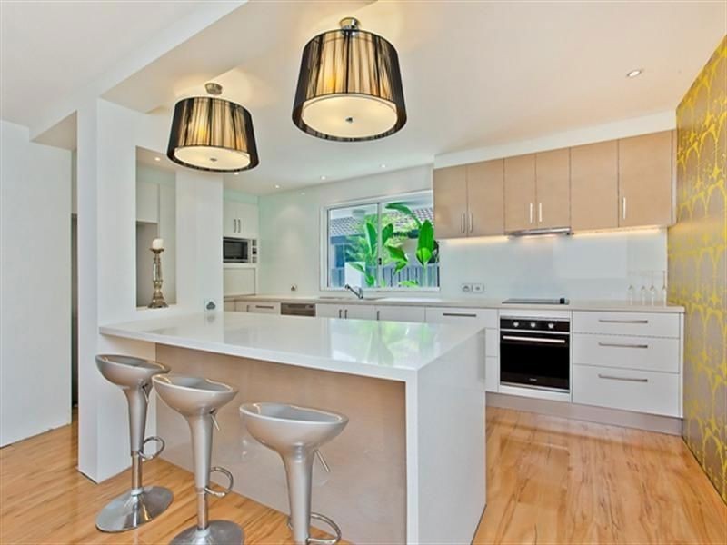 44 Fairsky Avenue, Mermaid Waters QLD 4218