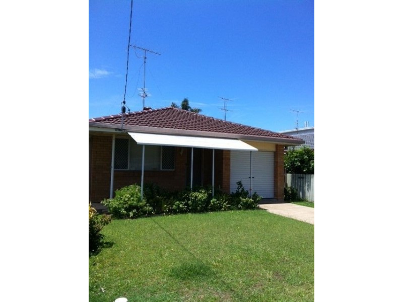 27 Chainey Avenue, Miami QLD 4220