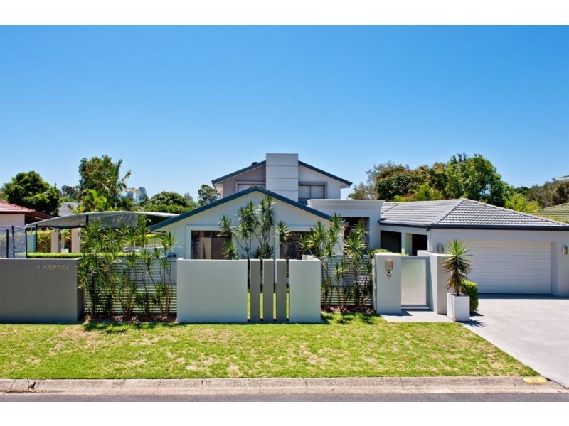 18 Keppel Court, Mermaid Waters QLD 4218