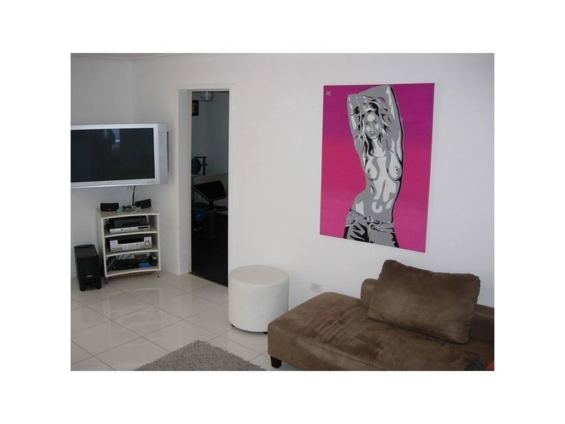 1/2 Carmel Crt, Broadbeach Waters QLD 4218