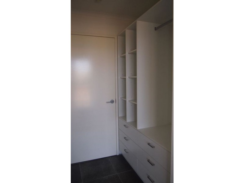 24/22 Armrick Avenue, Broadbeach QLD 4218