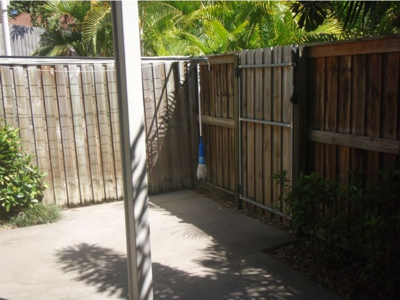 14/15 Ancona St, Carrara QLD 4211