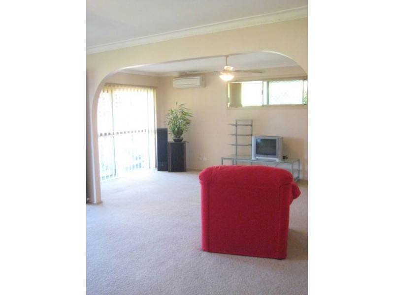 16 Adams Ave, Miami QLD 4220