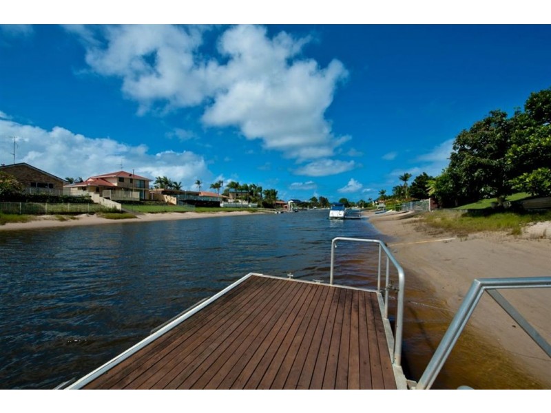 11 Cypress Drive West, Broadbeach Waters QLD 4218