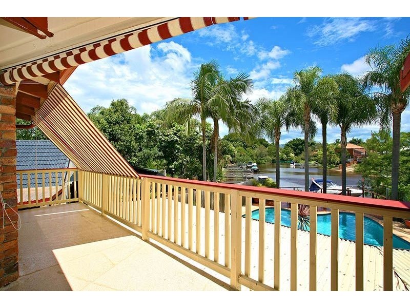 35 Witt Avenue, Carrara QLD 4211