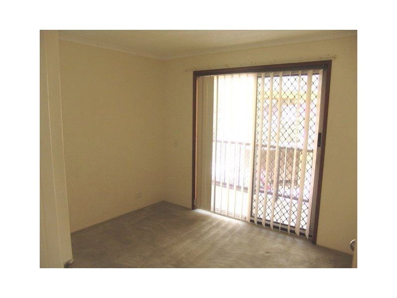 2/45 Britannia Avenue, Broadbeach QLD 4218