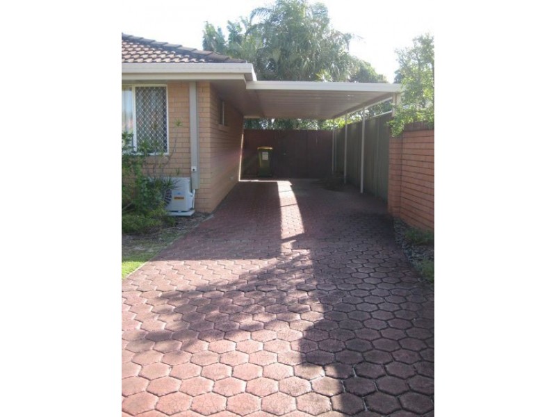 16 Adams Ave, Miami QLD 4220