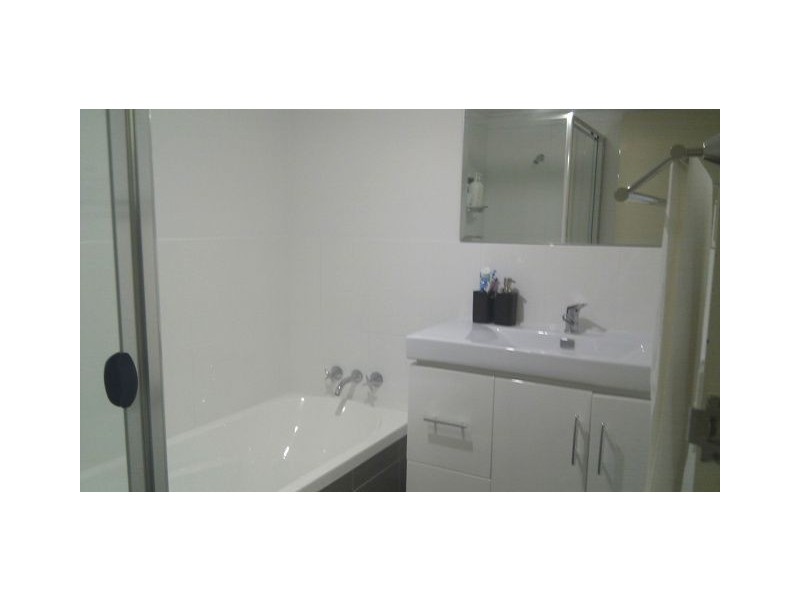 5/112 Petrel Ave, Mermaid Beach QLD 4218