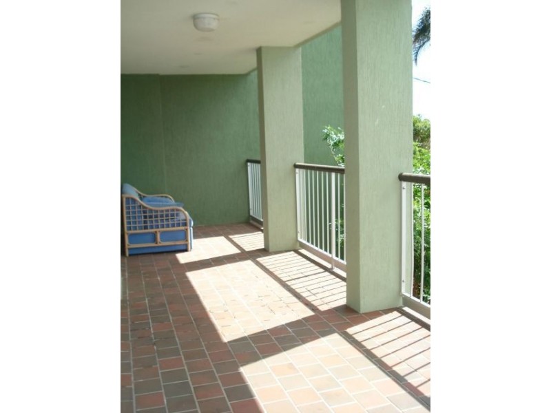 5/112 Petrel Ave, Mermaid Beach QLD 4218