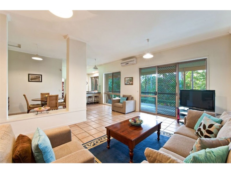 26 Banff Court, Robina QLD 4226