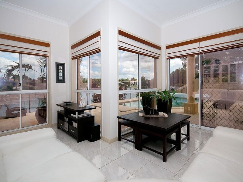 18 Narrabeen Court, Robina QLD 4226