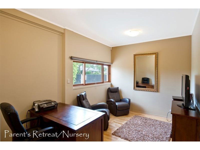 61 River Crescent, Broadbeach Waters QLD 4218