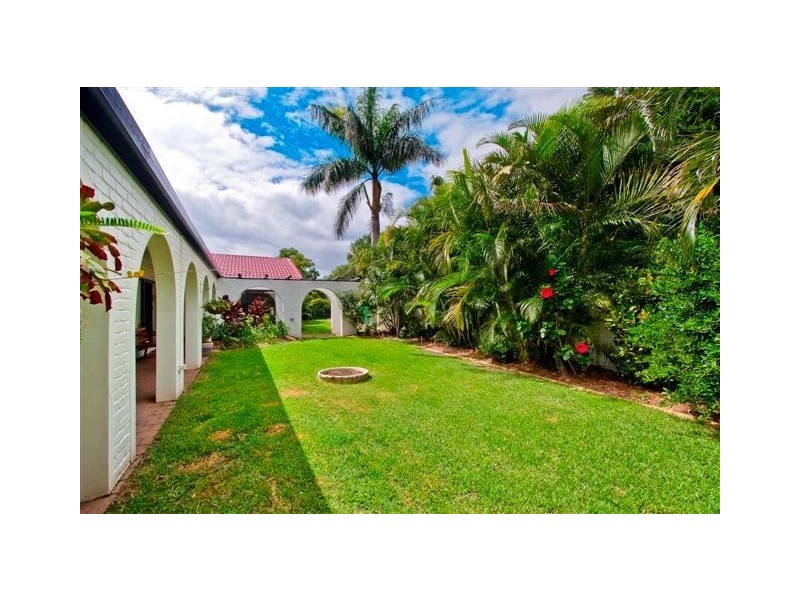 51 Witt Avenue, Carrara QLD 4211