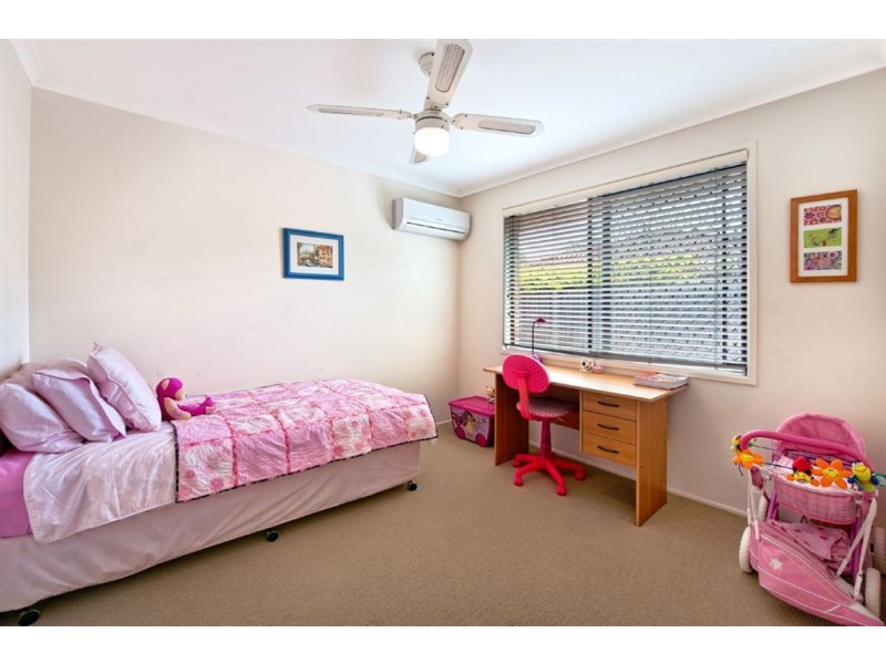 7 Barrier Reef Drive, Mermaid Waters QLD 4218