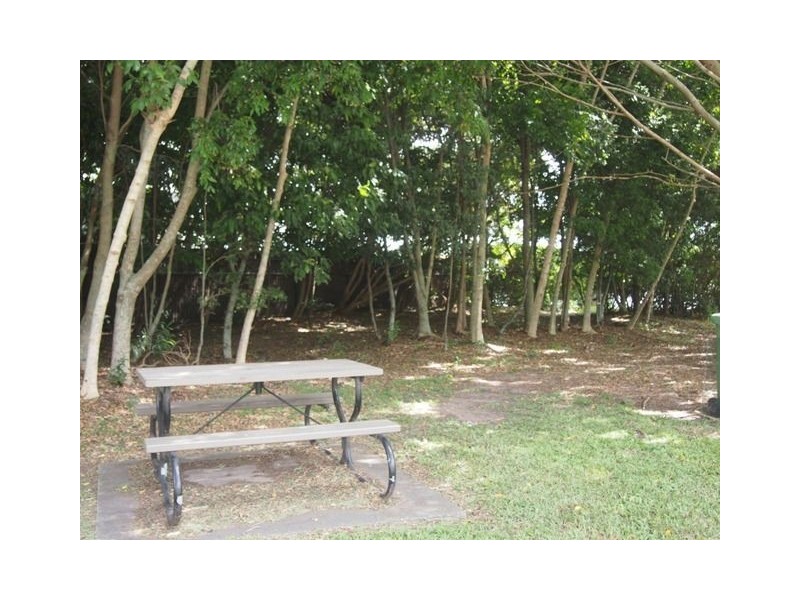 1/16 Cannes Ave, Surfers Paradise QLD 4217