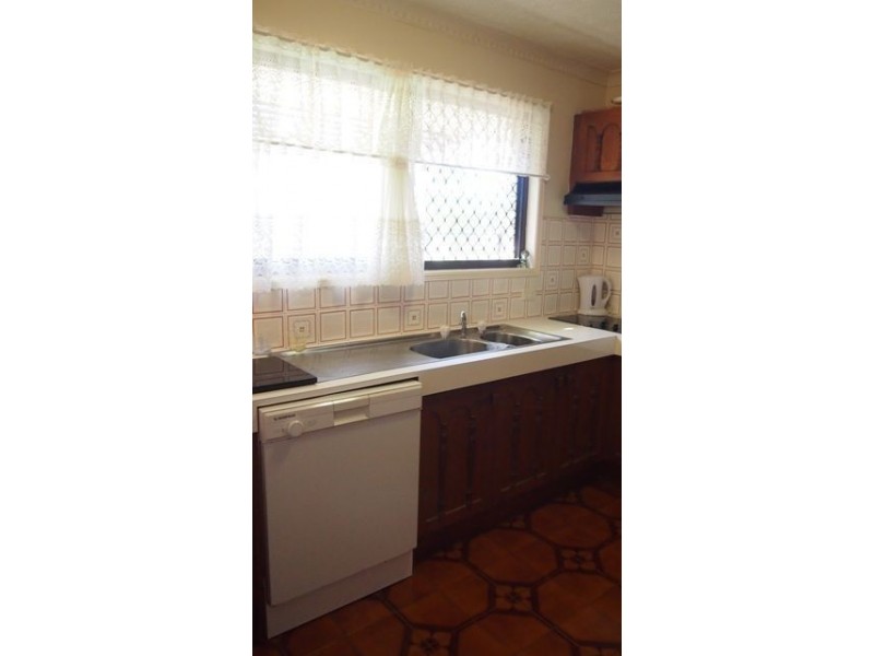 4/42 Duet Drive, Mermaid Waters QLD 4218