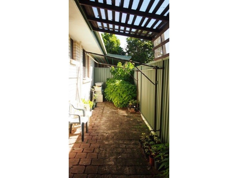 4/42 Duet Drive, Mermaid Waters QLD 4218