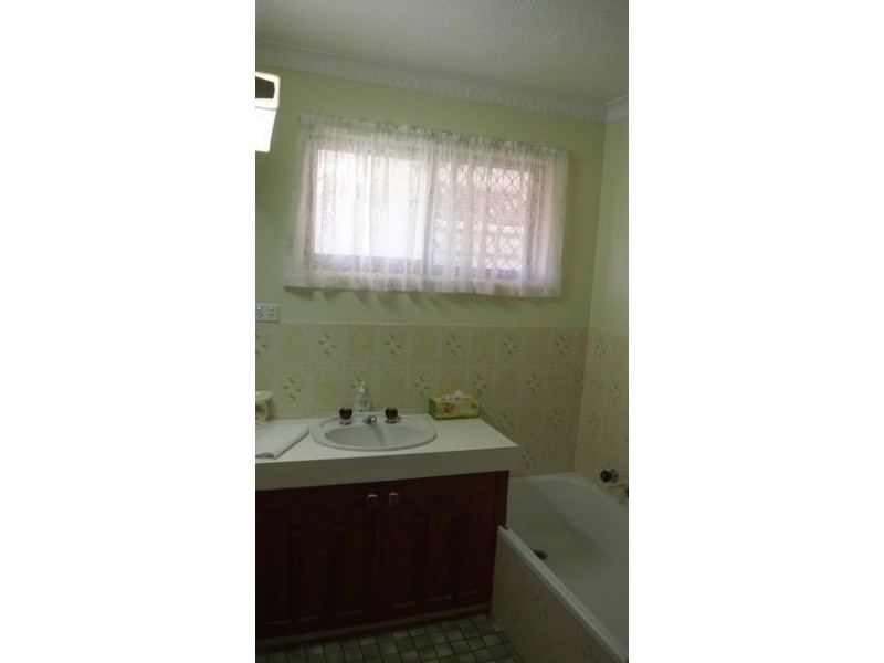 4/42 Duet Drive, Mermaid Waters QLD 4218