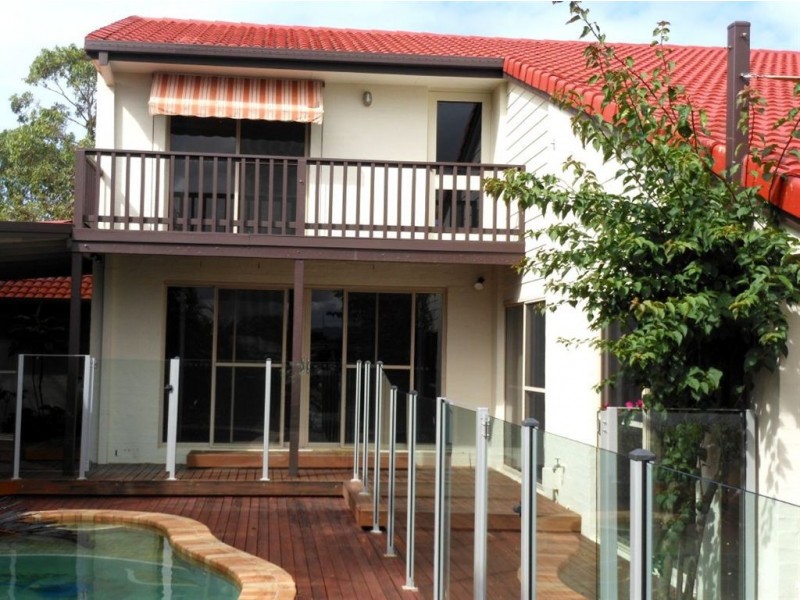 90 Wild Duck Drive, Mermaid Waters QLD 4218